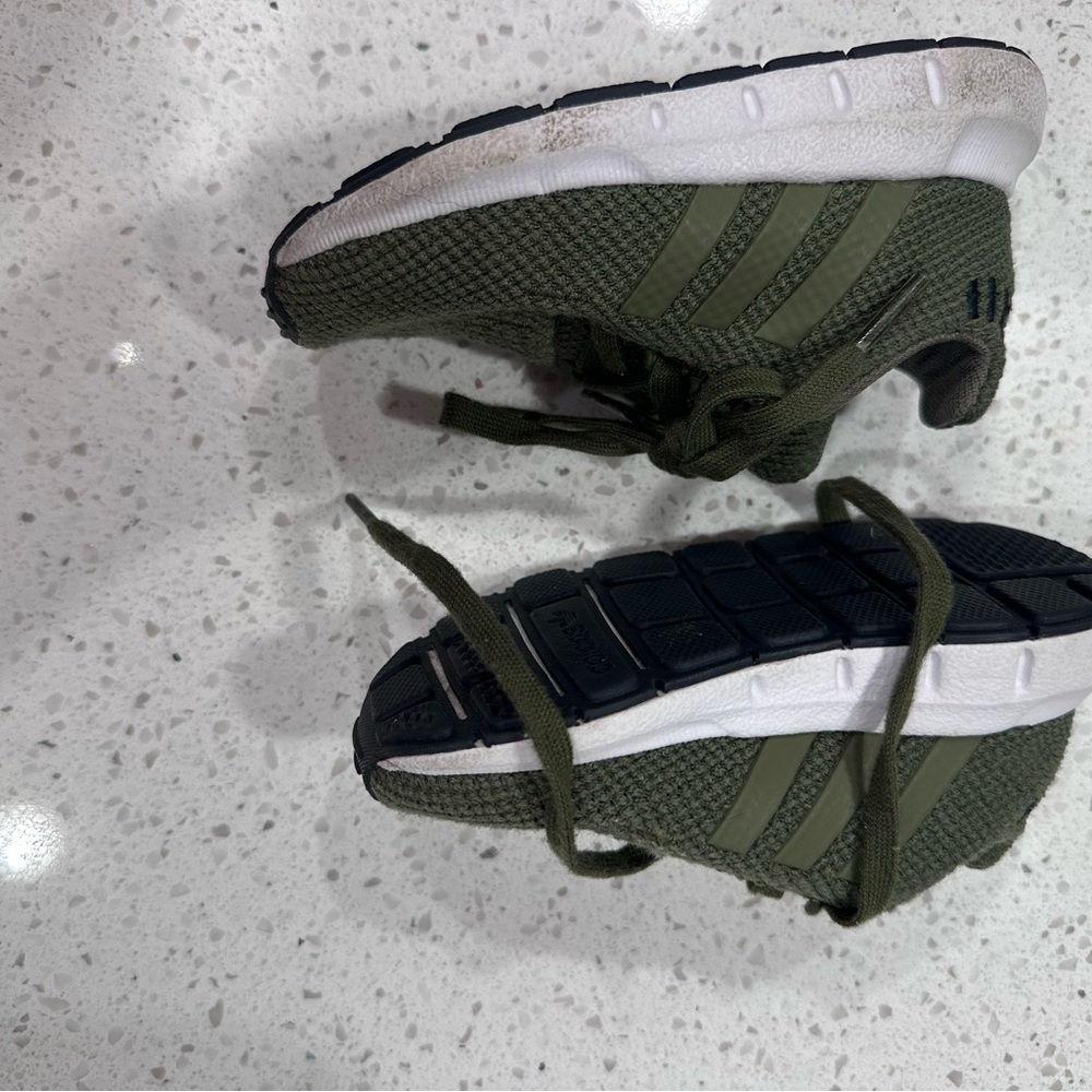 adidas Kids' Green Knit Sneakers - Picture 2 of 5